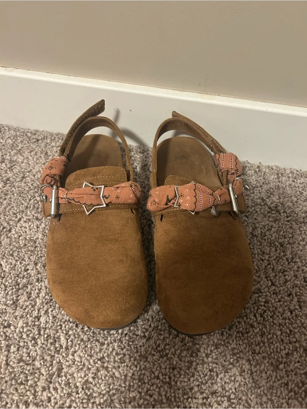 Zara Kids Tan Slingback Clog with Pom Detail